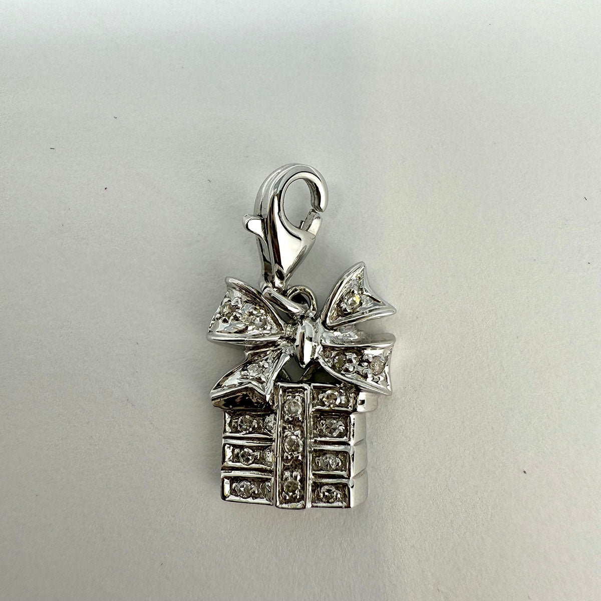 14K White Gold Diamond Gift Box Charm/Pendant