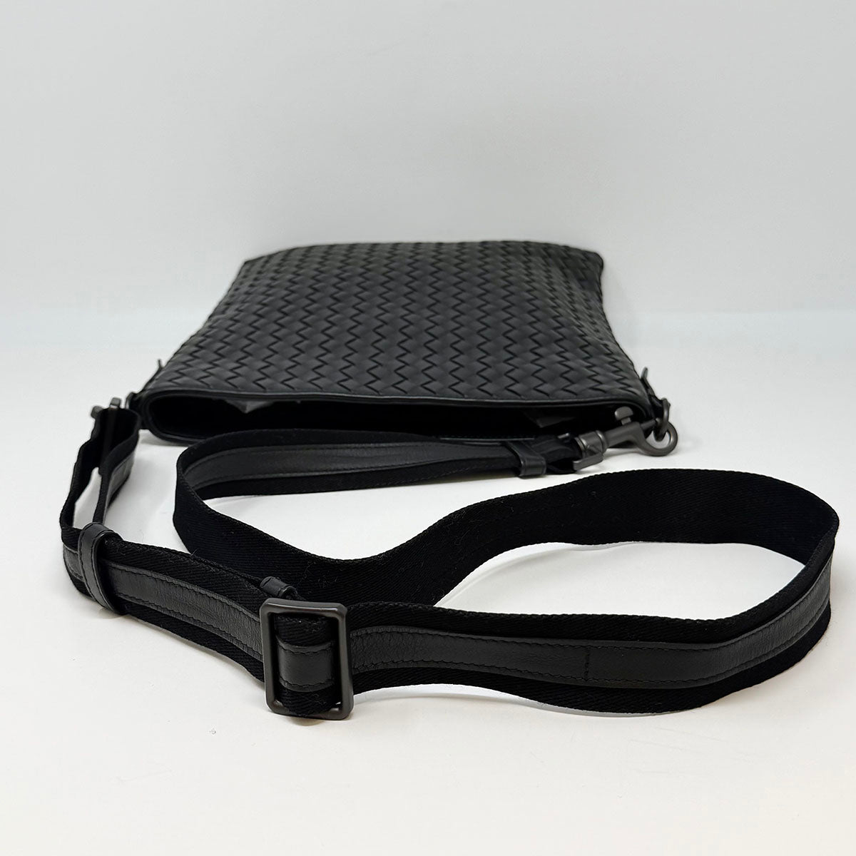 Bottega Veneta Intrecciato Flat Messenger Bag