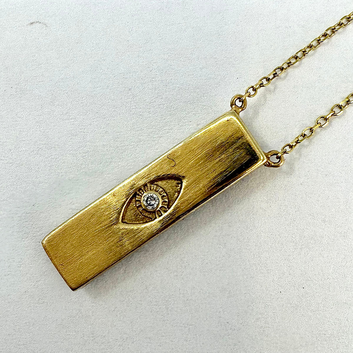 Darsana 14K Gold Diamond Pendant Necklace