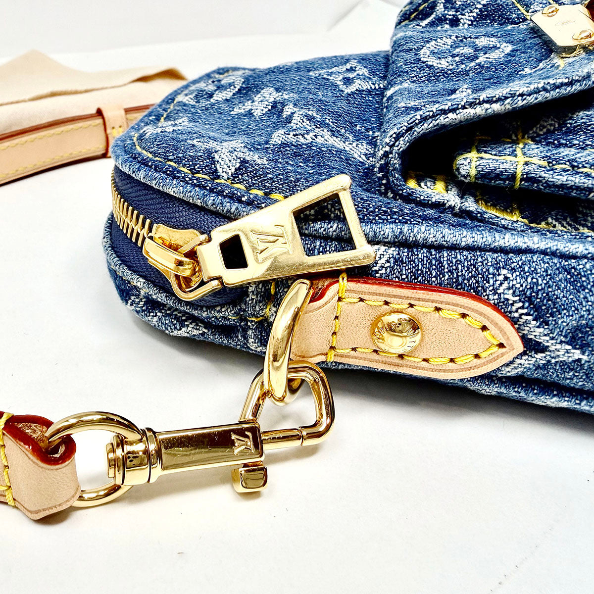 Louis Vuitton Crossbody