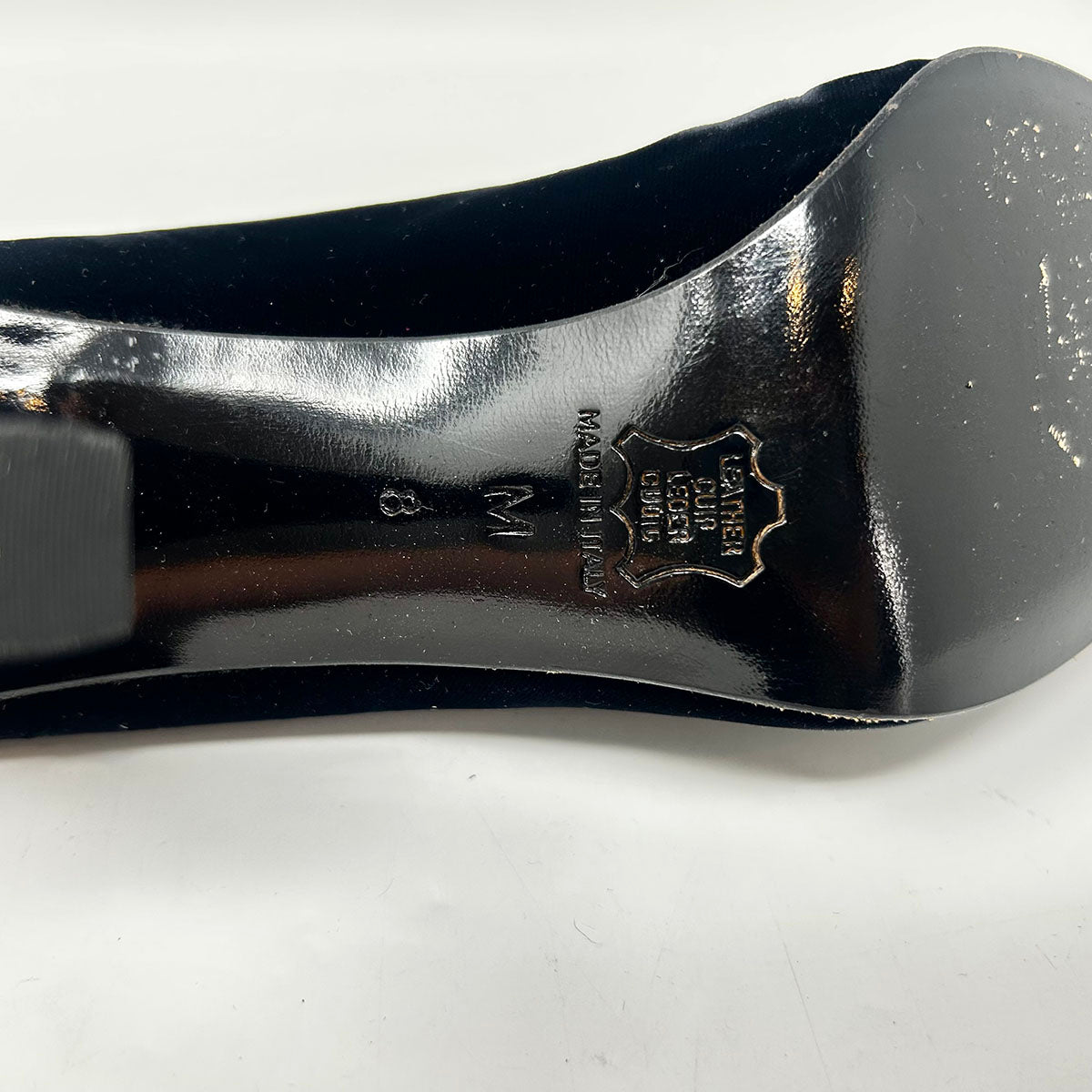 Yves Saint Laurent Pumps