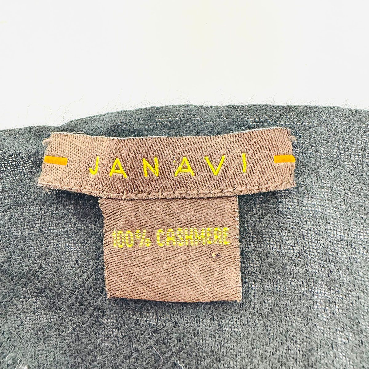 Janavi Scarf/Shawl
