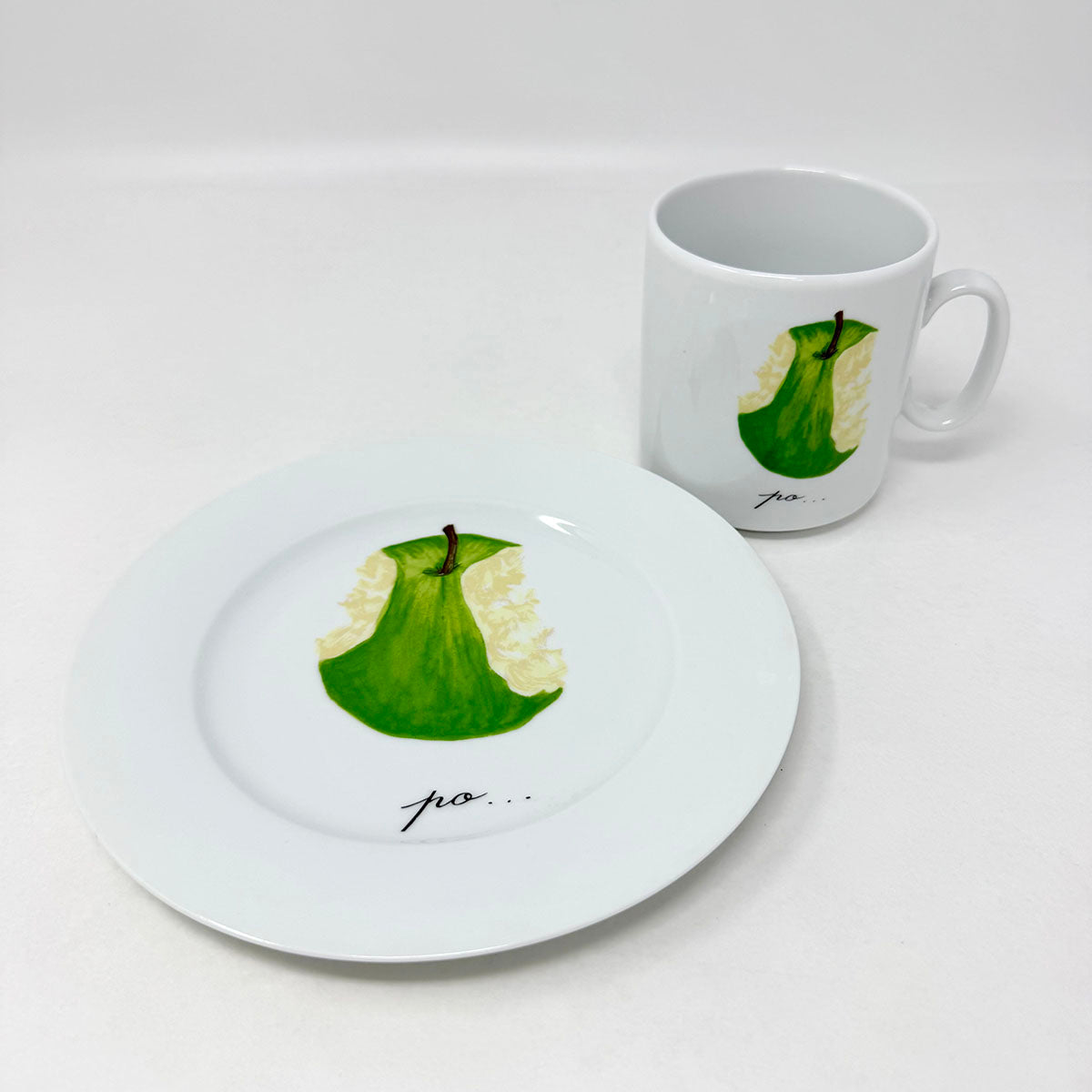 20 Pcs: Set of 10 Pomme Mugs and Canape Plates