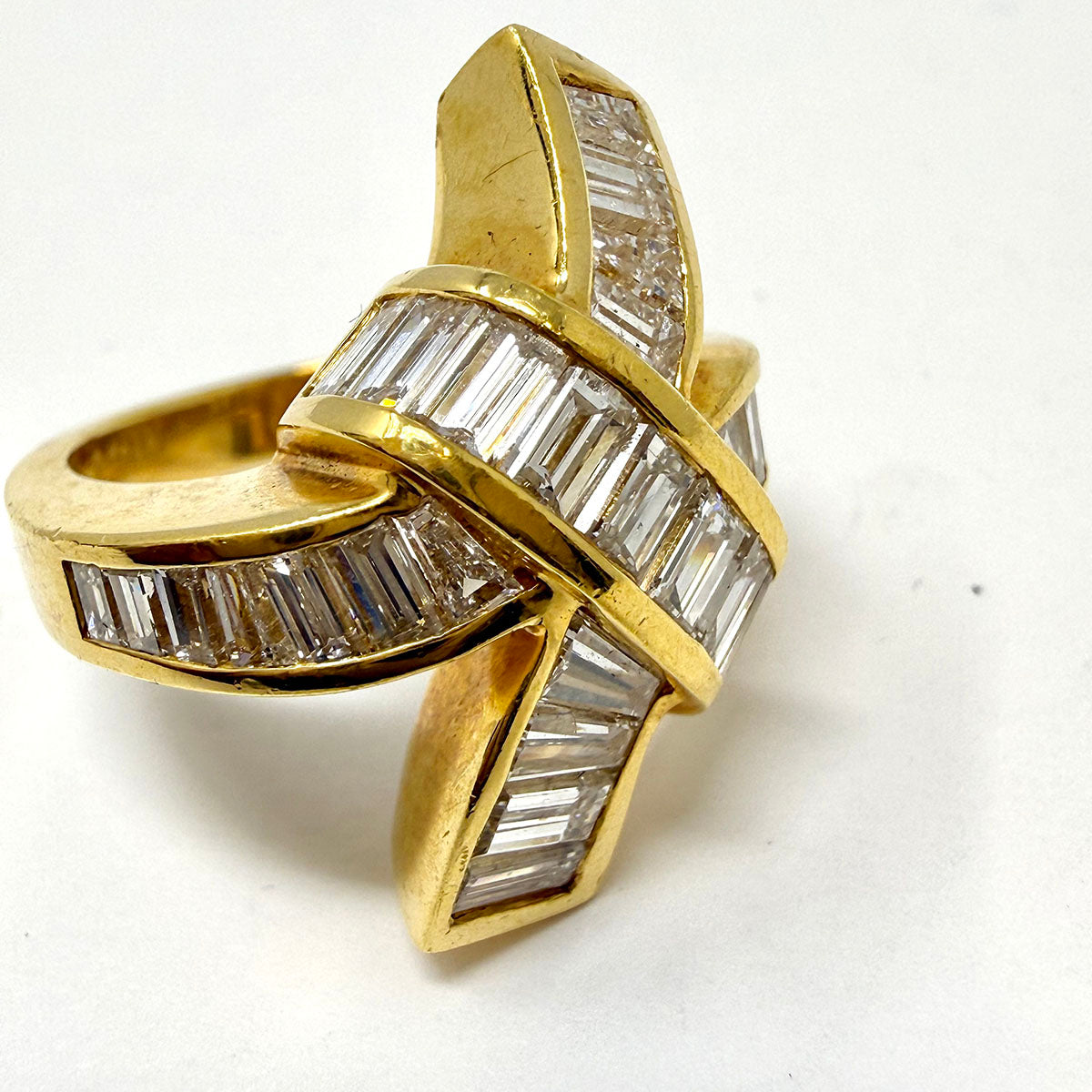 Charles Krypell 18K Gold Ring with Ruby  and Diamond