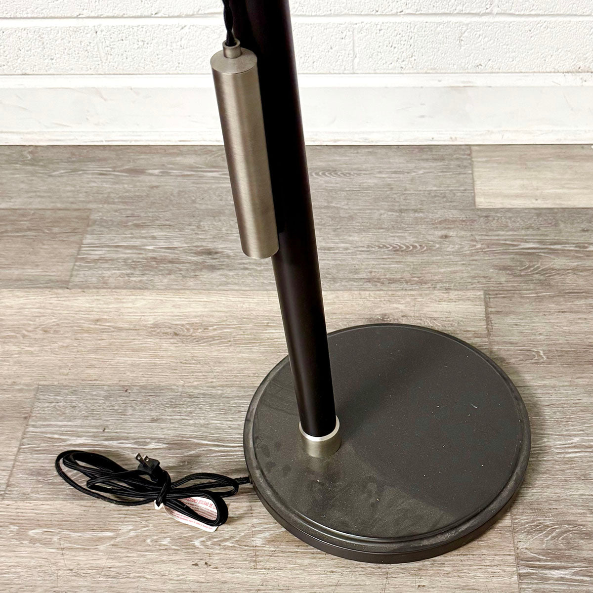 Adjustable Industrial Design Floor Lamp
