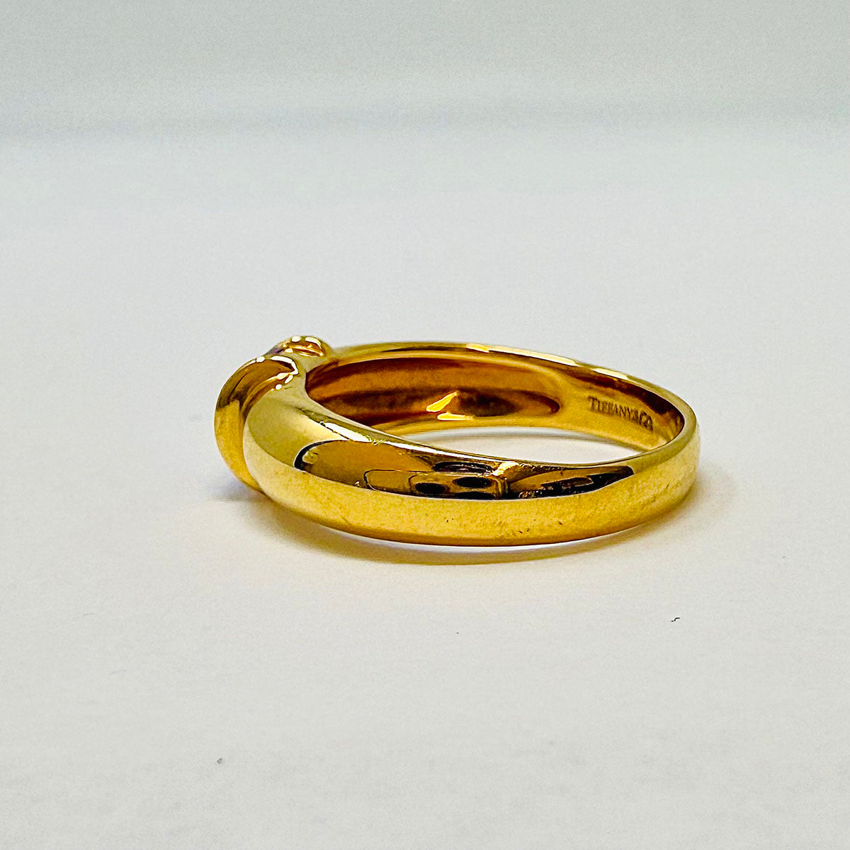 Tiffany & Co. Vintage 18K Gold Ruby Ring