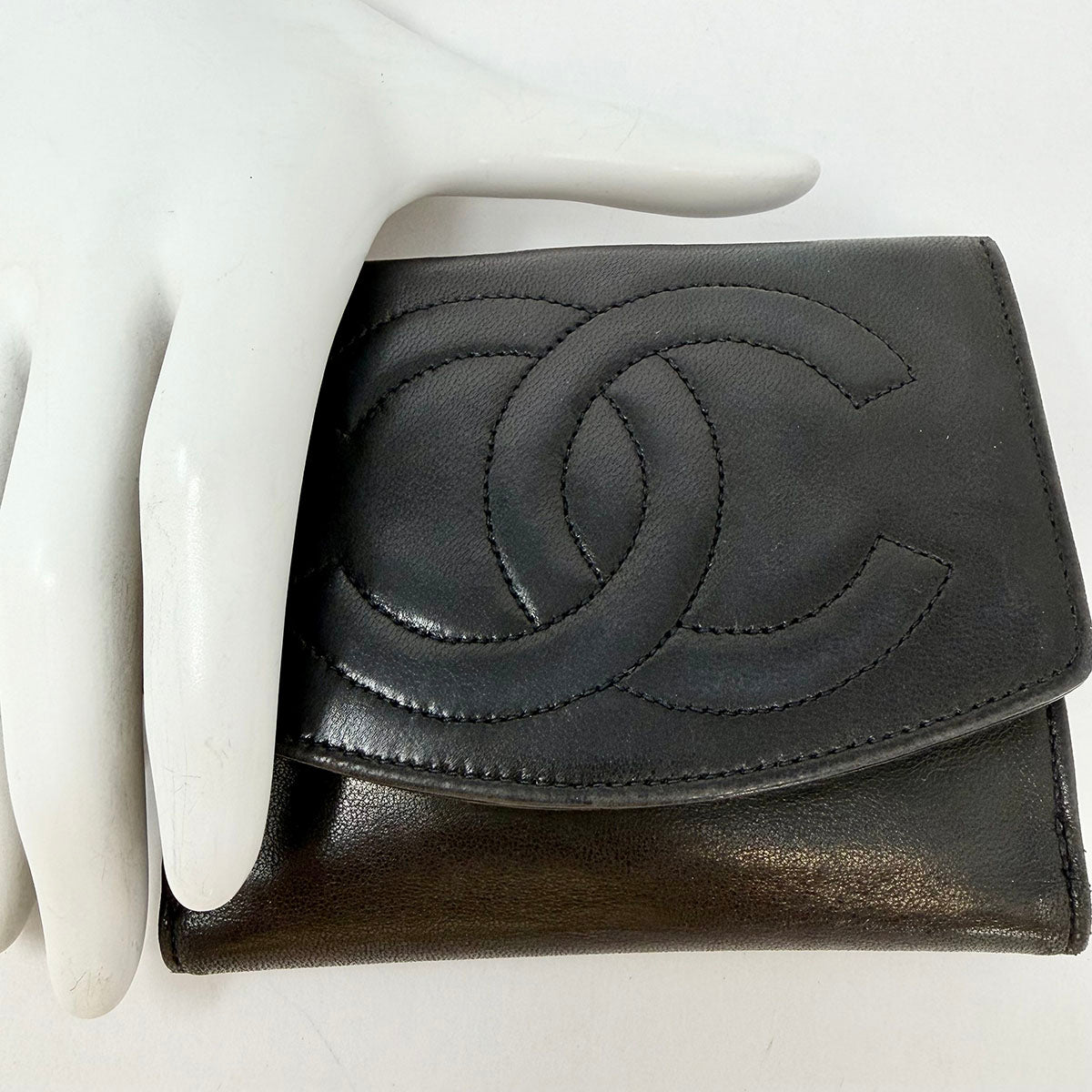 Chanel Vintage Timeless CC Bifold  Wallet