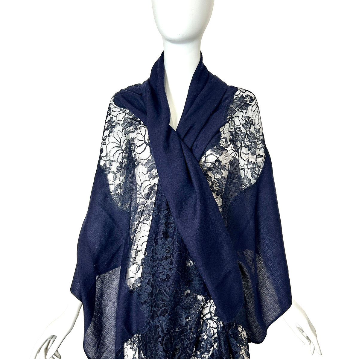 Janavi Scarf