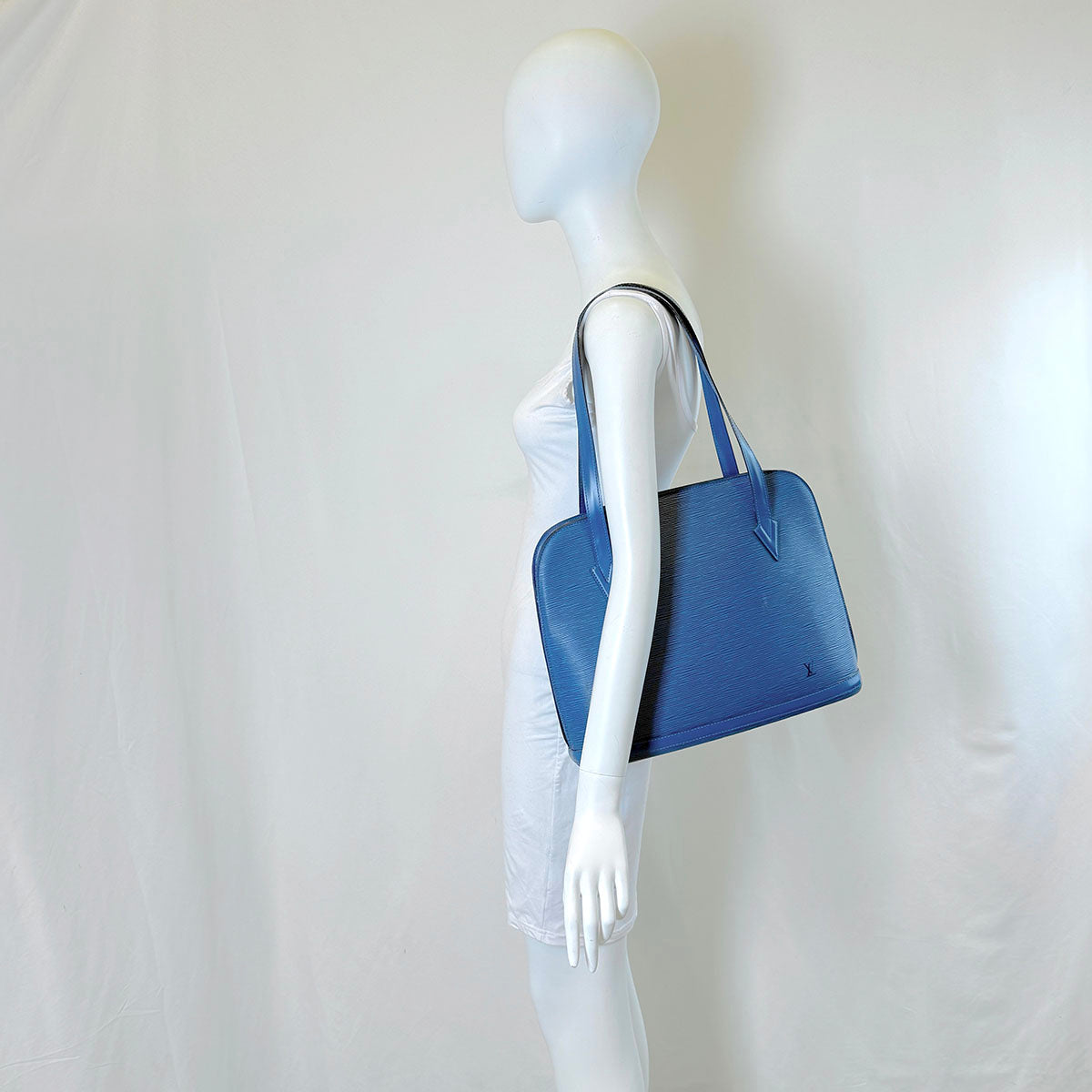 Louis Vuitton Shoulder Bag