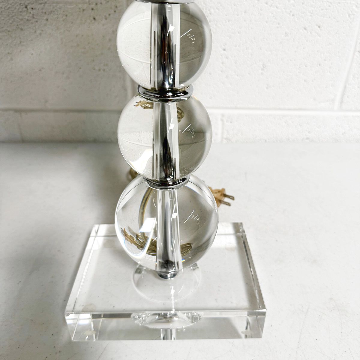 Stacked Ball Lamp