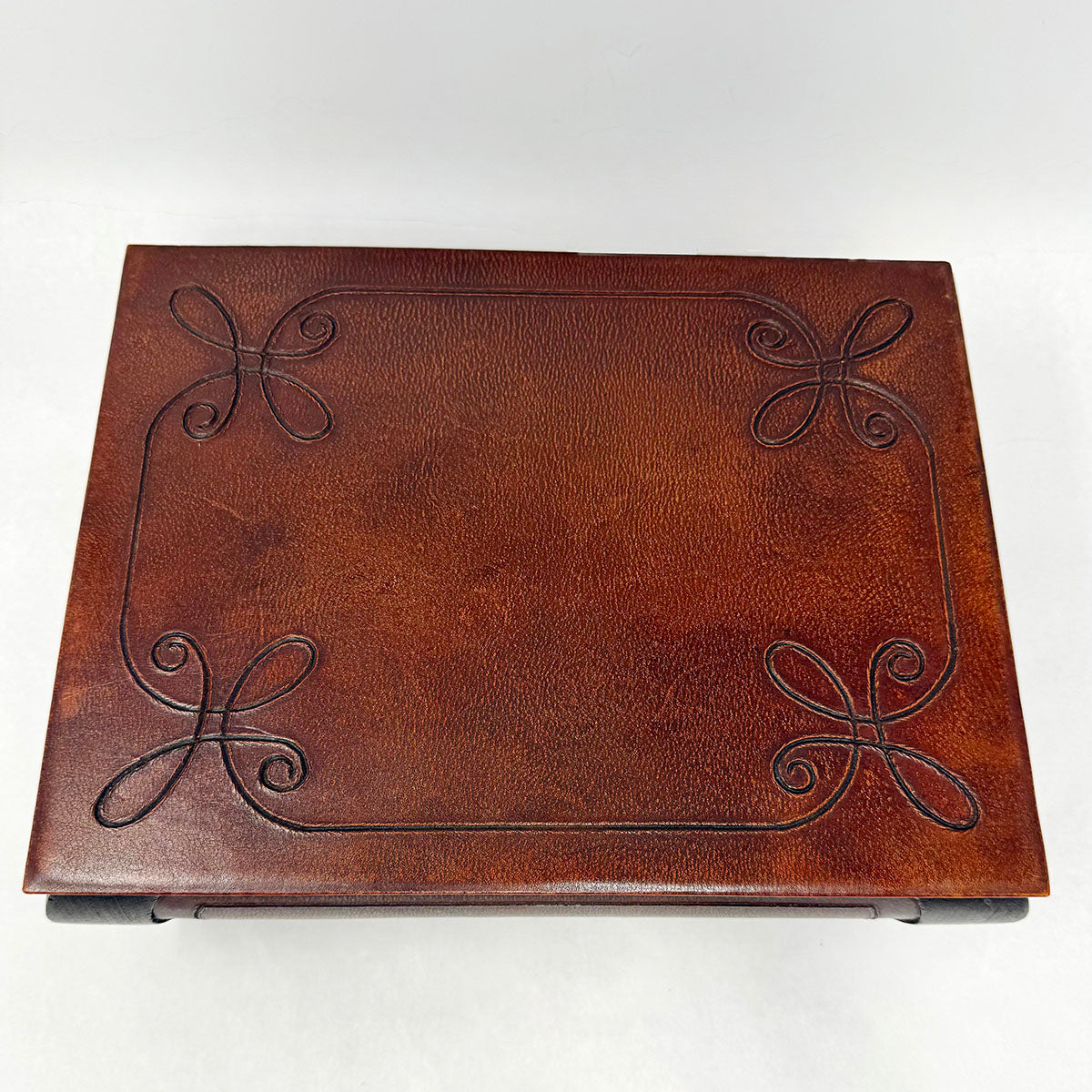 Keepsake Box with Hinged Lid