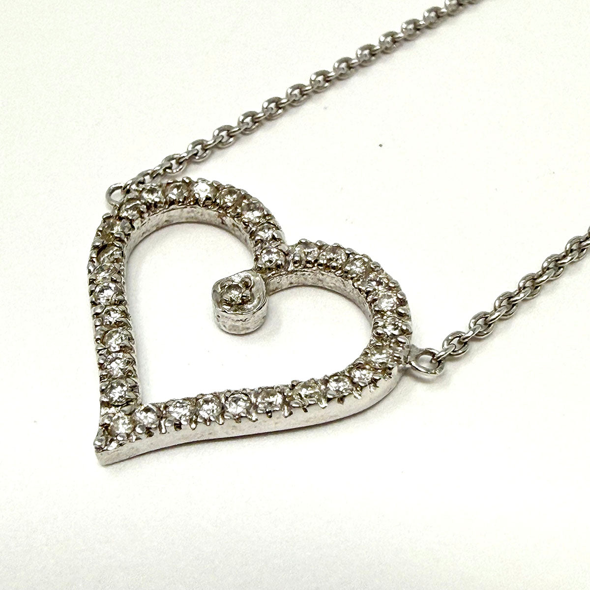 14K White Gold Necklace with Diamond Embellished Heart Pendant