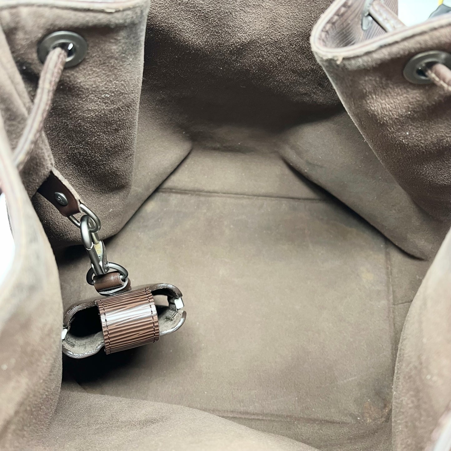 Louis Vuitton Epi Noe Bucket Bag with Phone Case