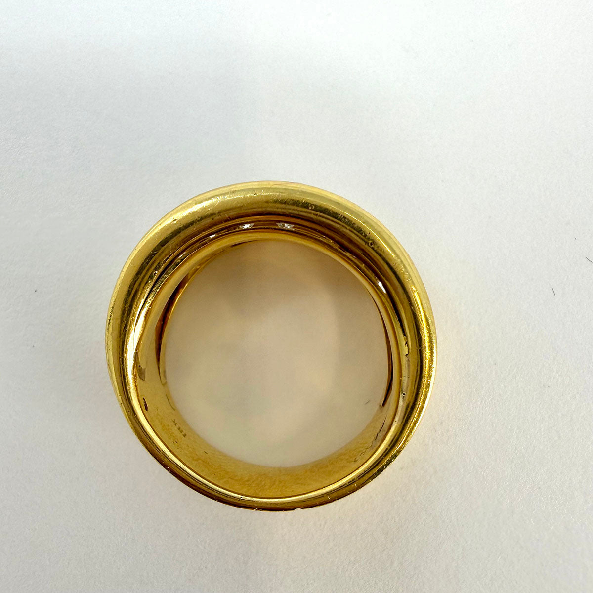 18K Gold Ring with Double Row of 14 Square Diamonds