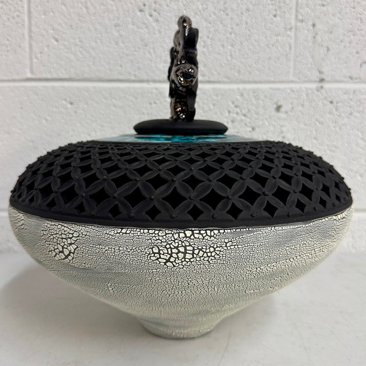 Jinsong Kim  Decorative Lidded Vase