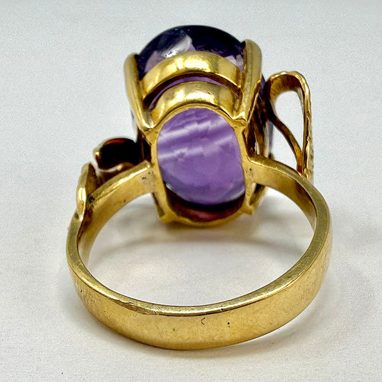 18K Gold Ring with Amethyst