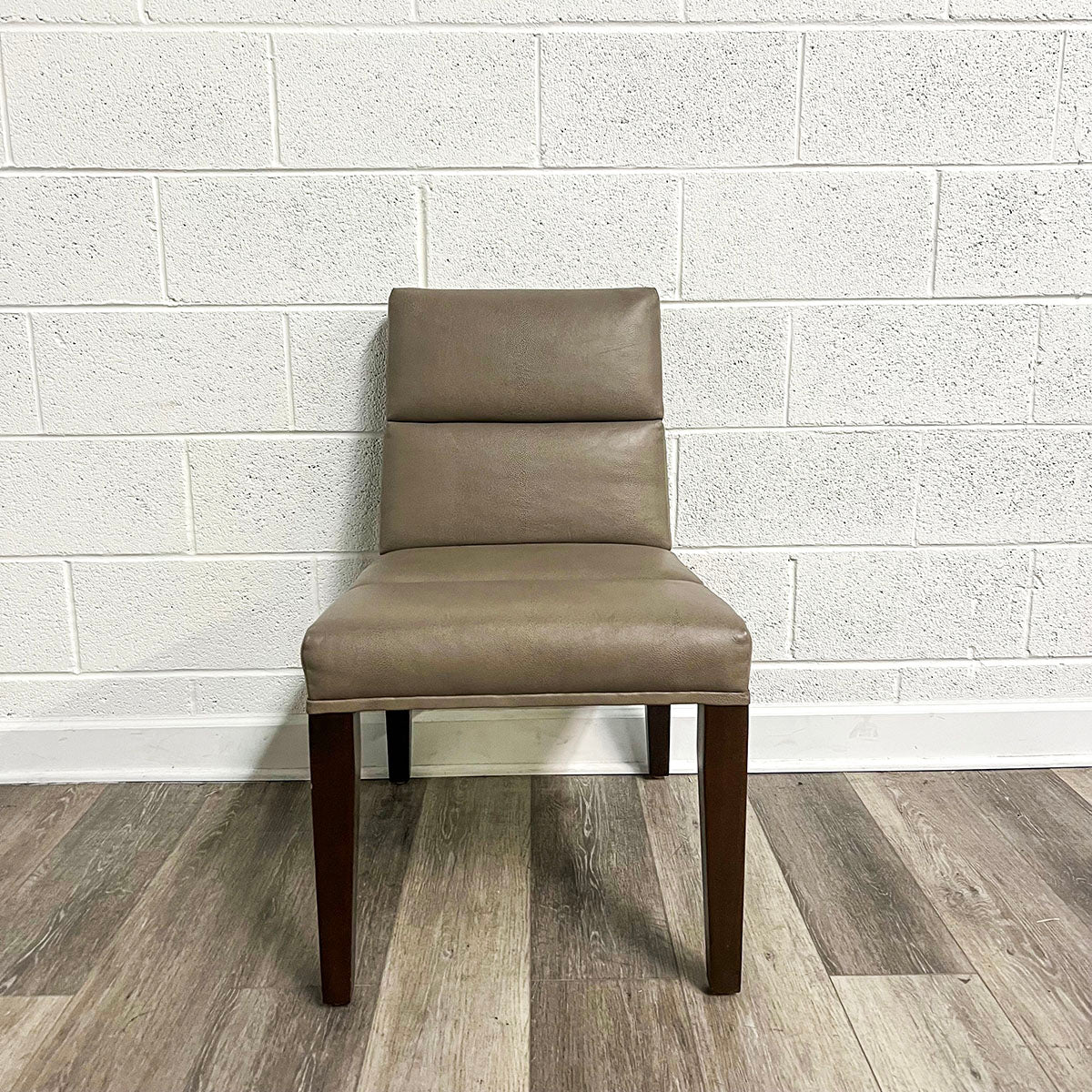 Set Of 4 Bright Chair Company Dining Chairs