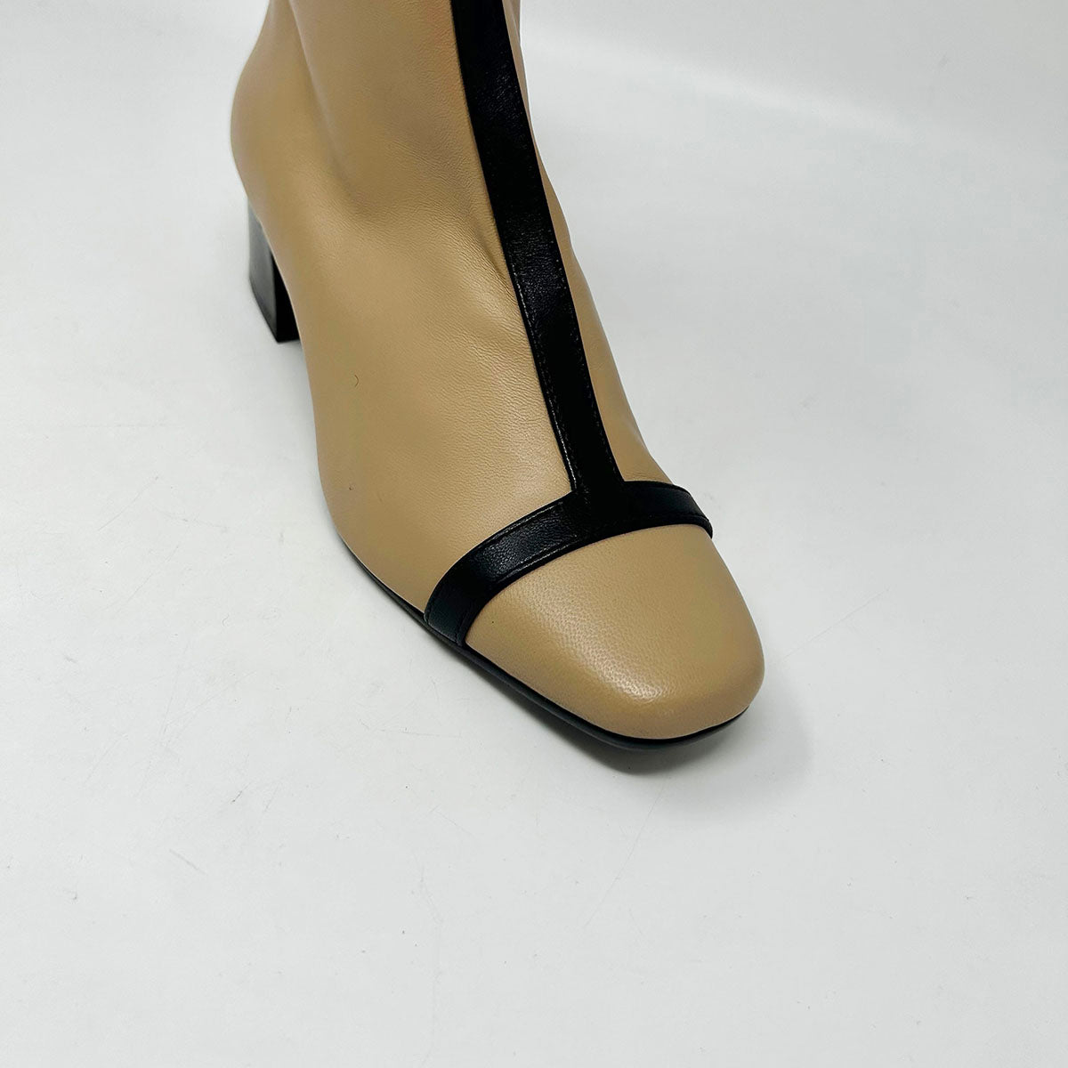 Carel Boots