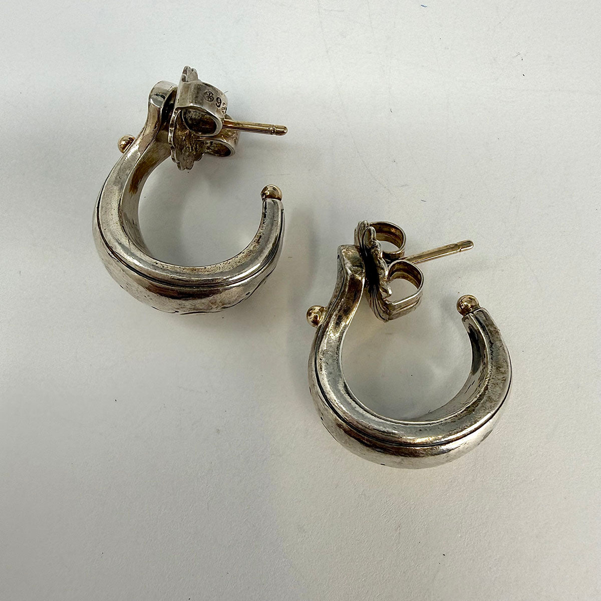 Konstantino Earrings