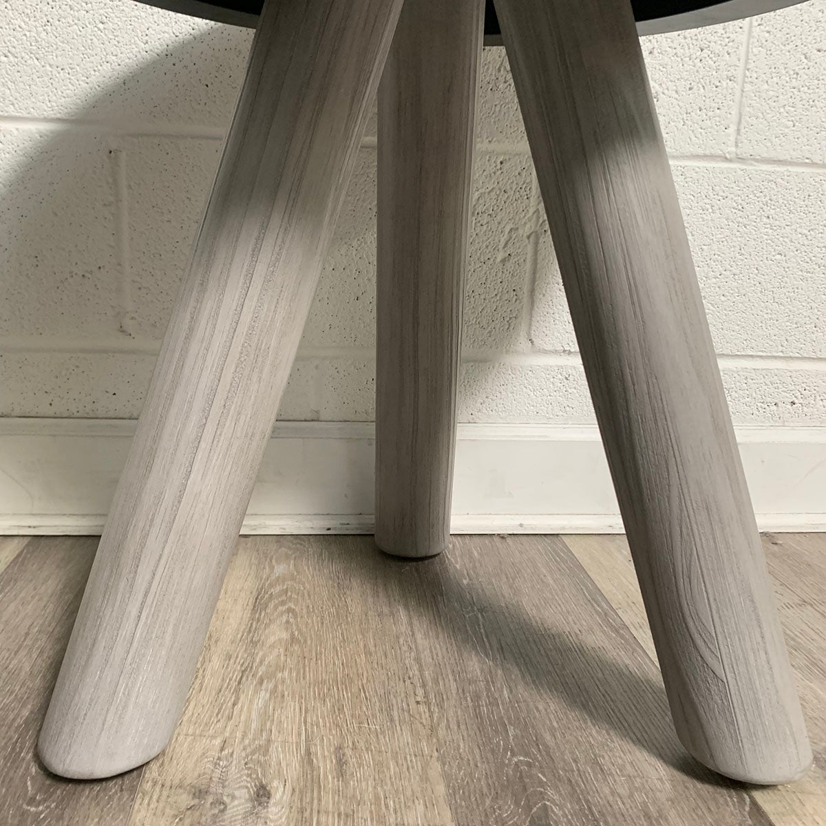 Tri Leg Side/End Table