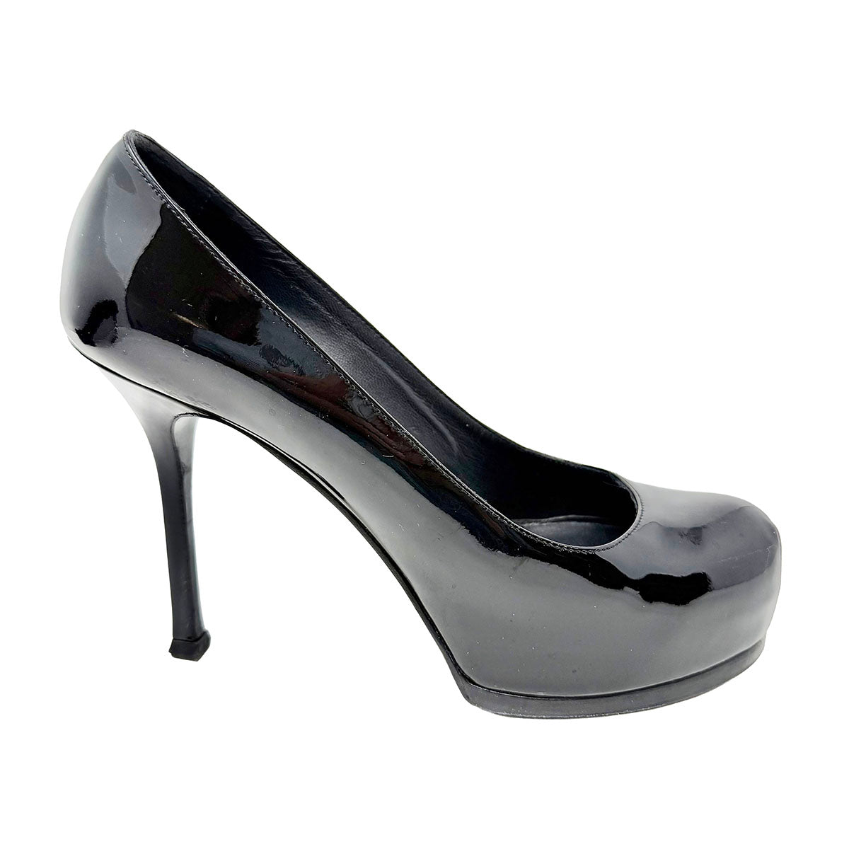 Yves Saint Laurent Pumps