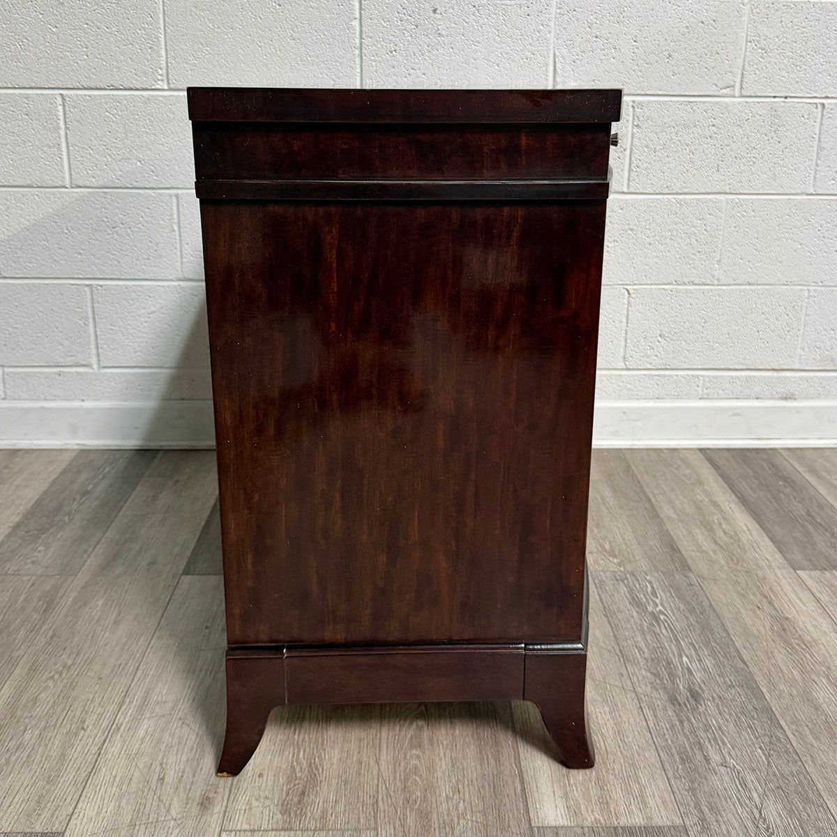 Mahogany 2-Door Cabinet