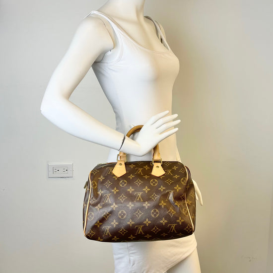 Louis Vuitton Monogram Speedy 25