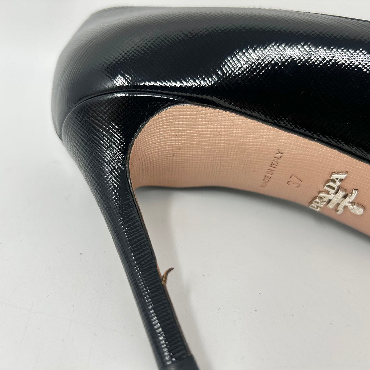 Prada Pumps