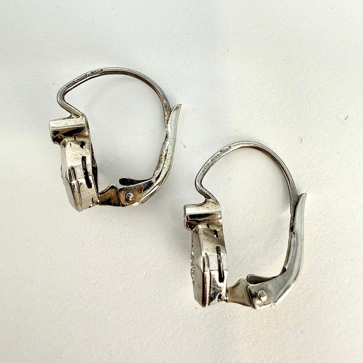 14K White Gold Diamond Drop Earrings