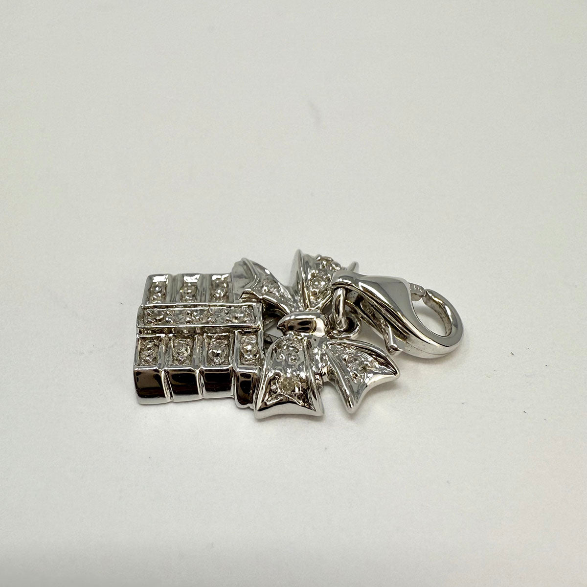 14K White Gold Diamond Gift Box Charm/Pendant