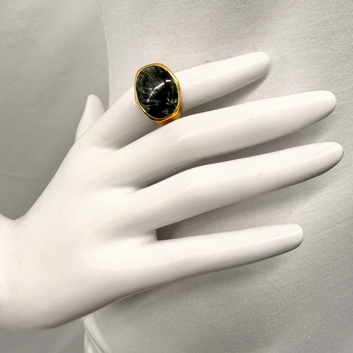 Anna Beck Ring
