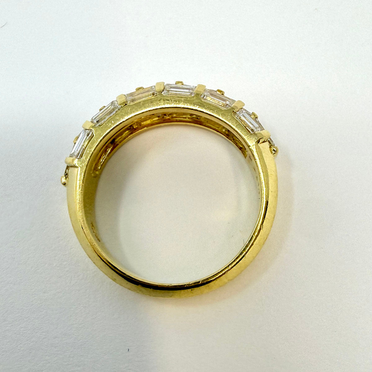 Sabbadini 18K Gold Ring with 19 Baguette Diamonds
