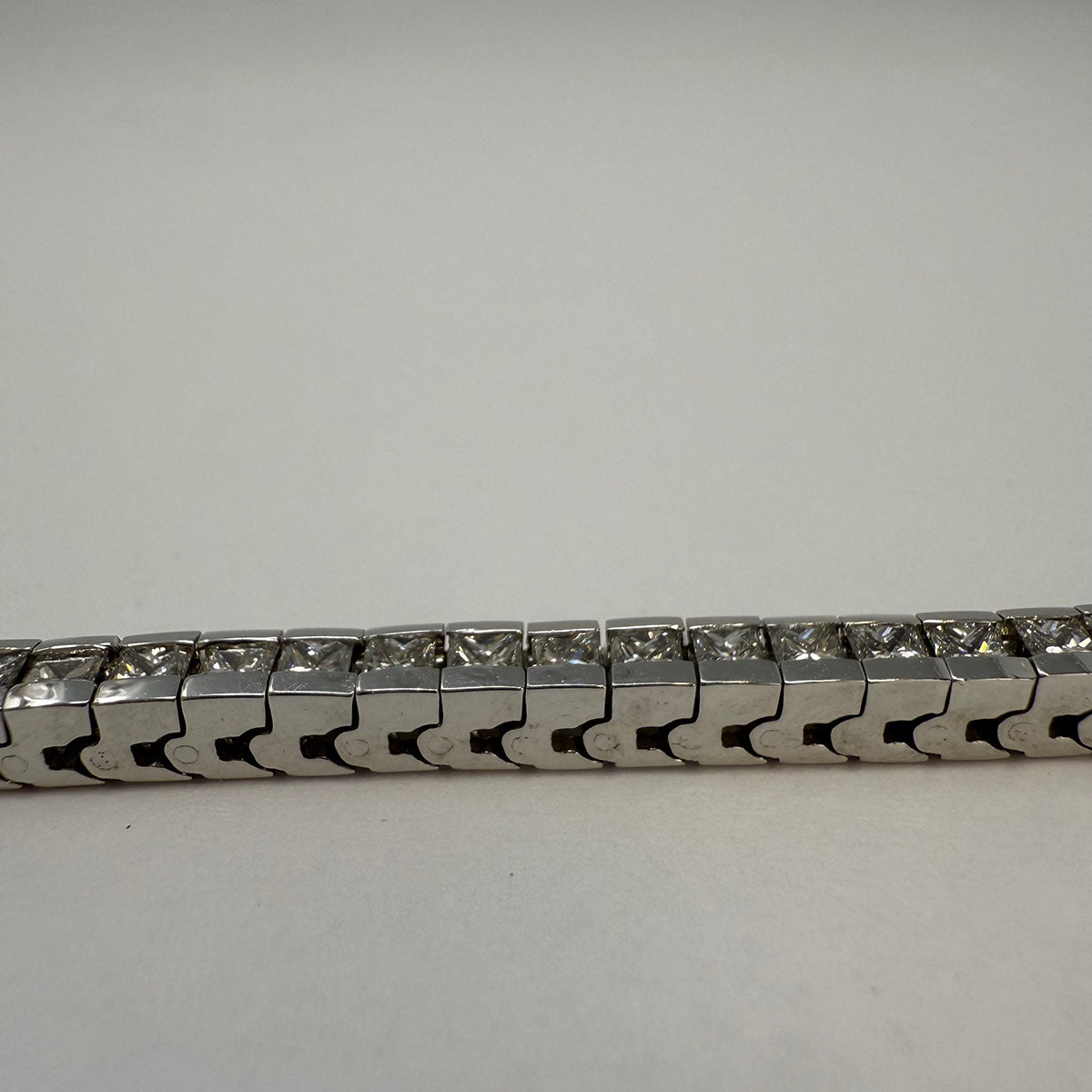 14K White Gold Diamond Tennis  Bracelet