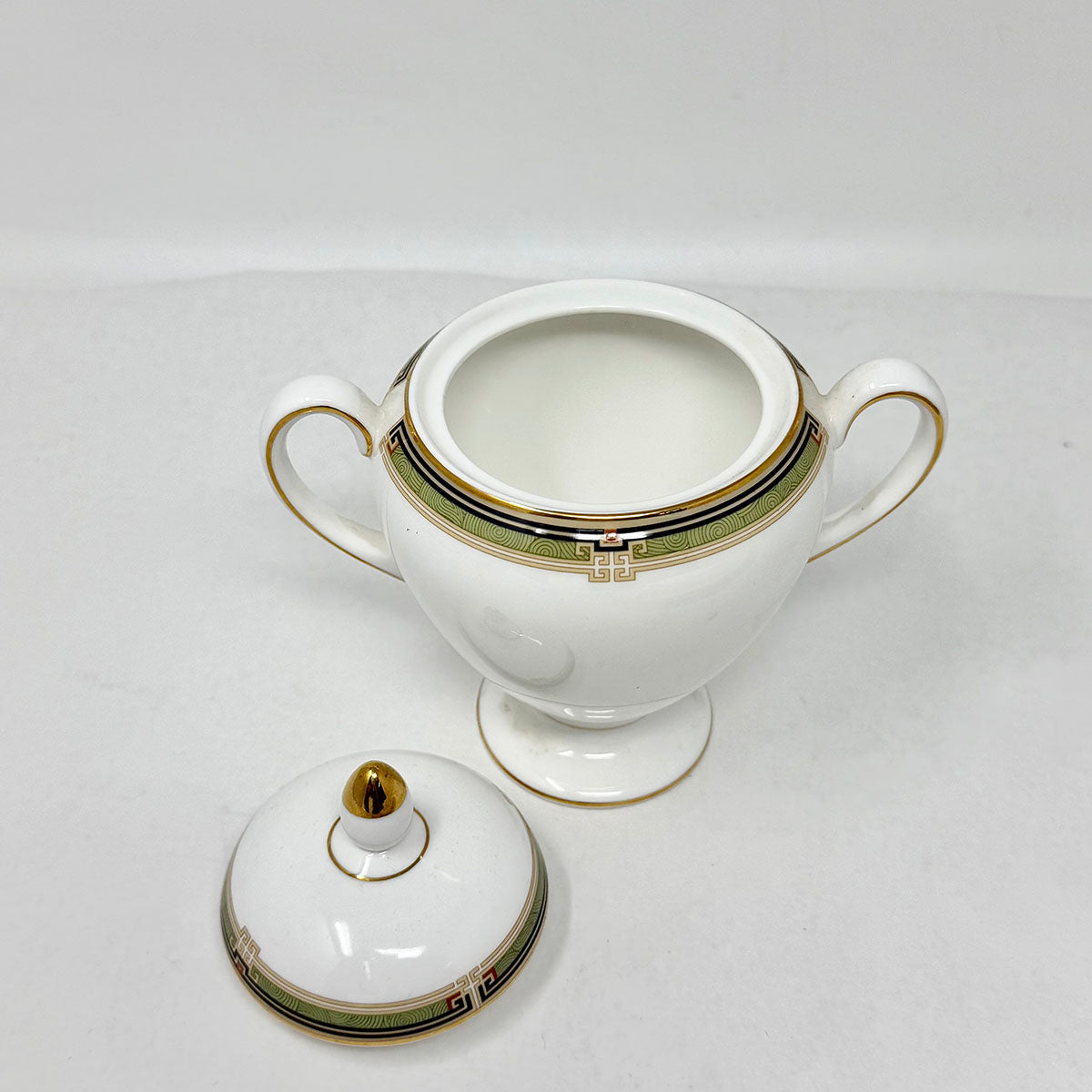 64 Pcs: 10 6 Pc. Place Settings Oberon China plus 4 Serving Pieces