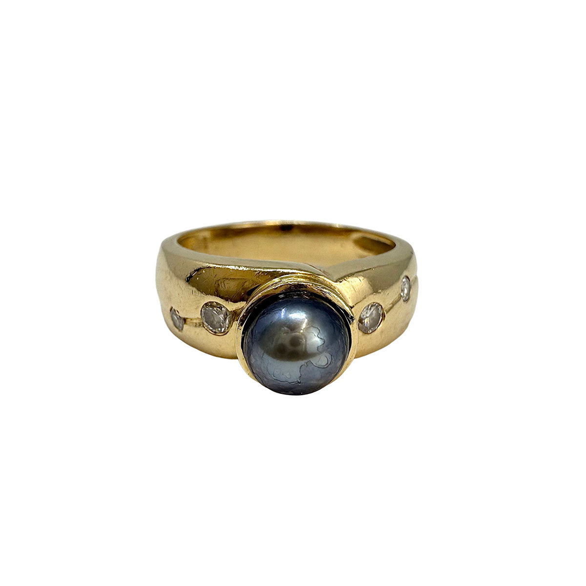 14K Gold Ring with Grey Pearl and 4 Diamonds