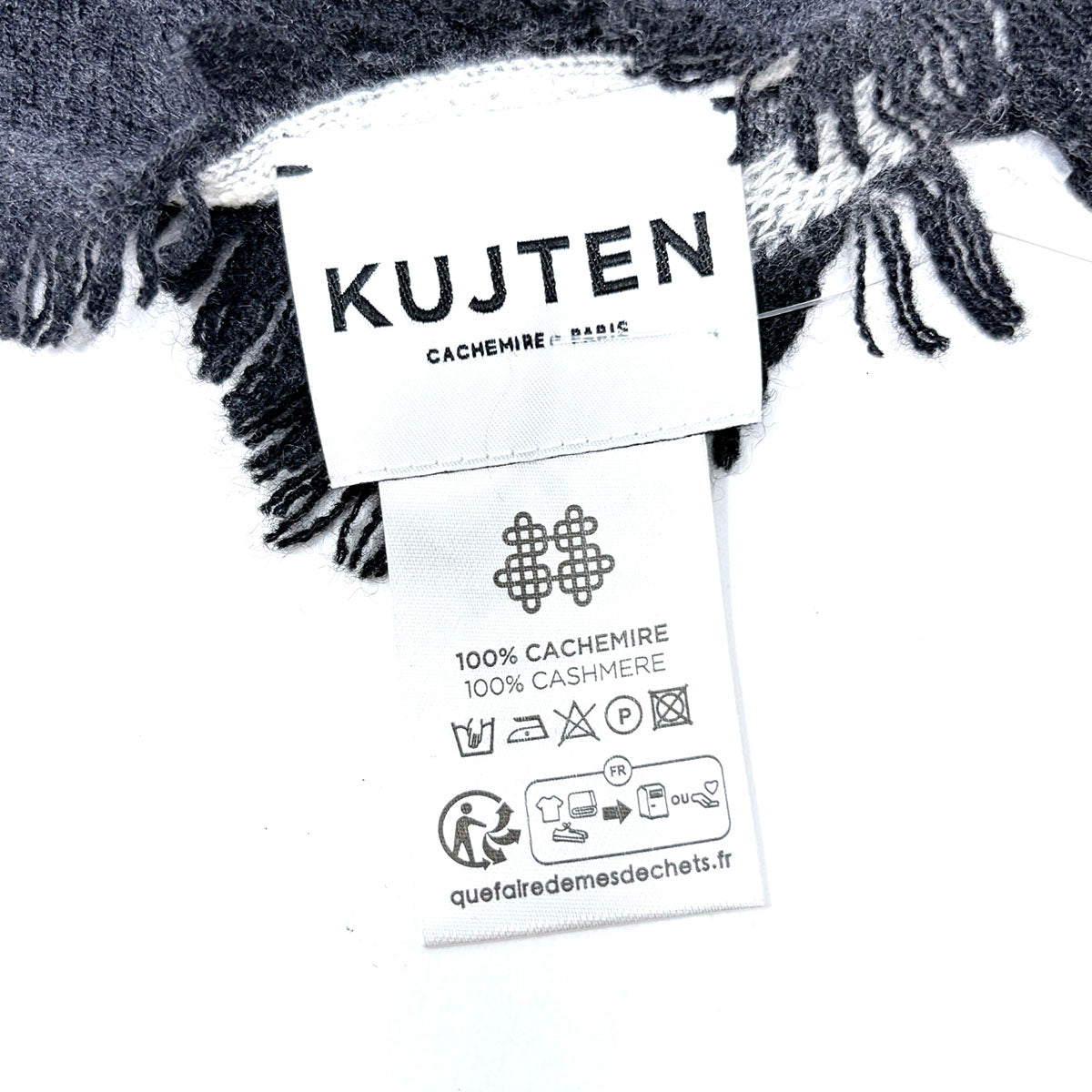 Kujten Scarf