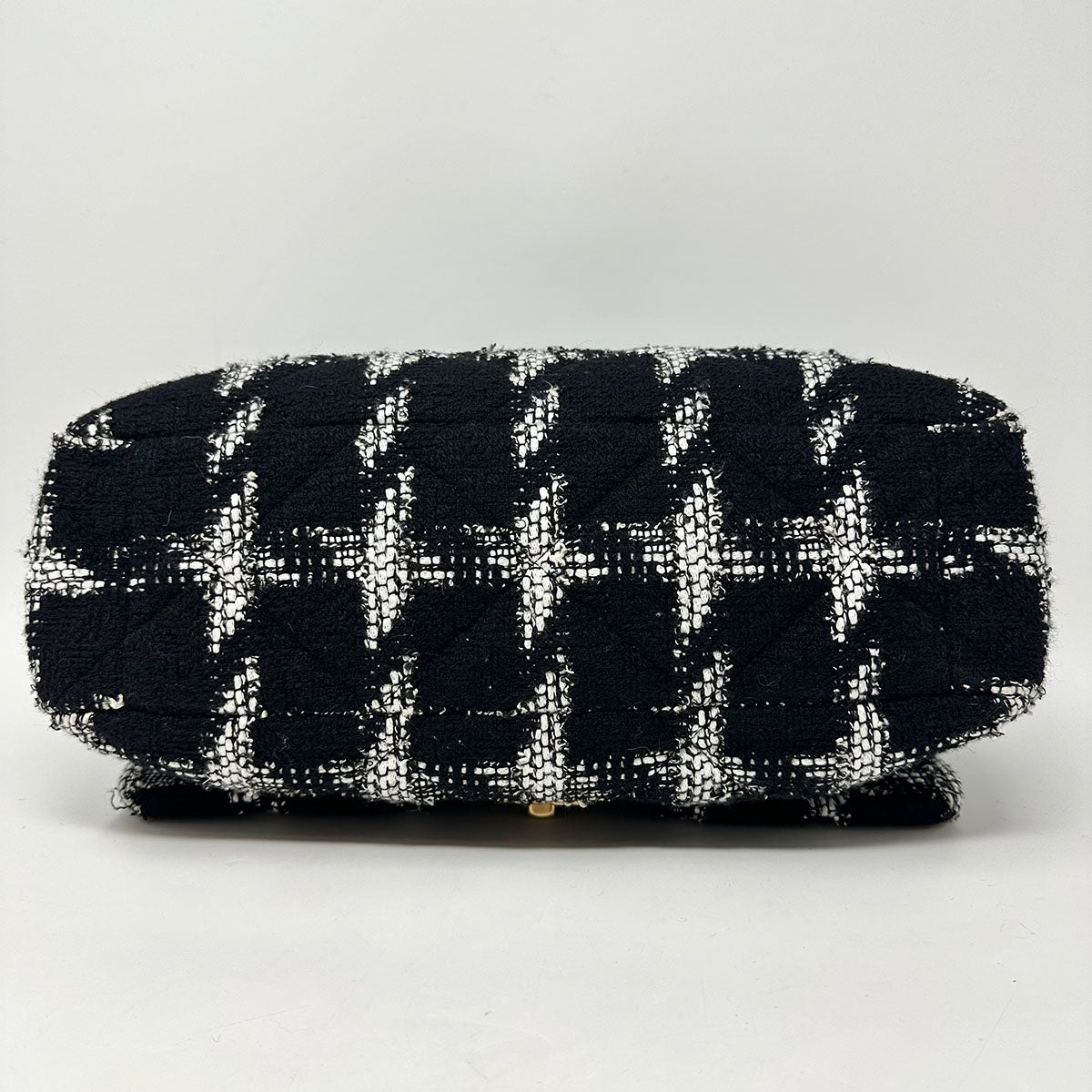 Chanel Maxi 19 Tweed Flap Bag