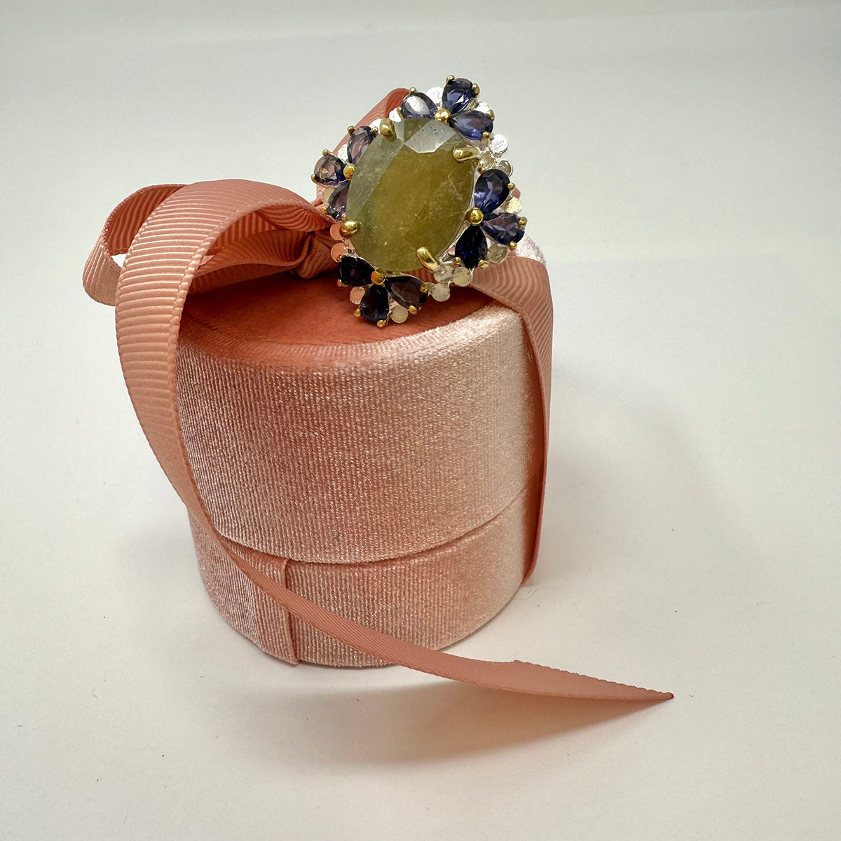 Laska Sapphire Ring