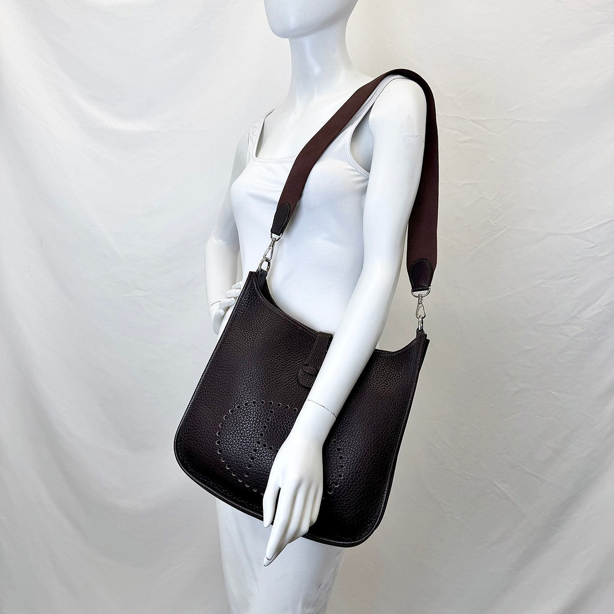 Hermes Clemence Evelyne 33 Crossbody