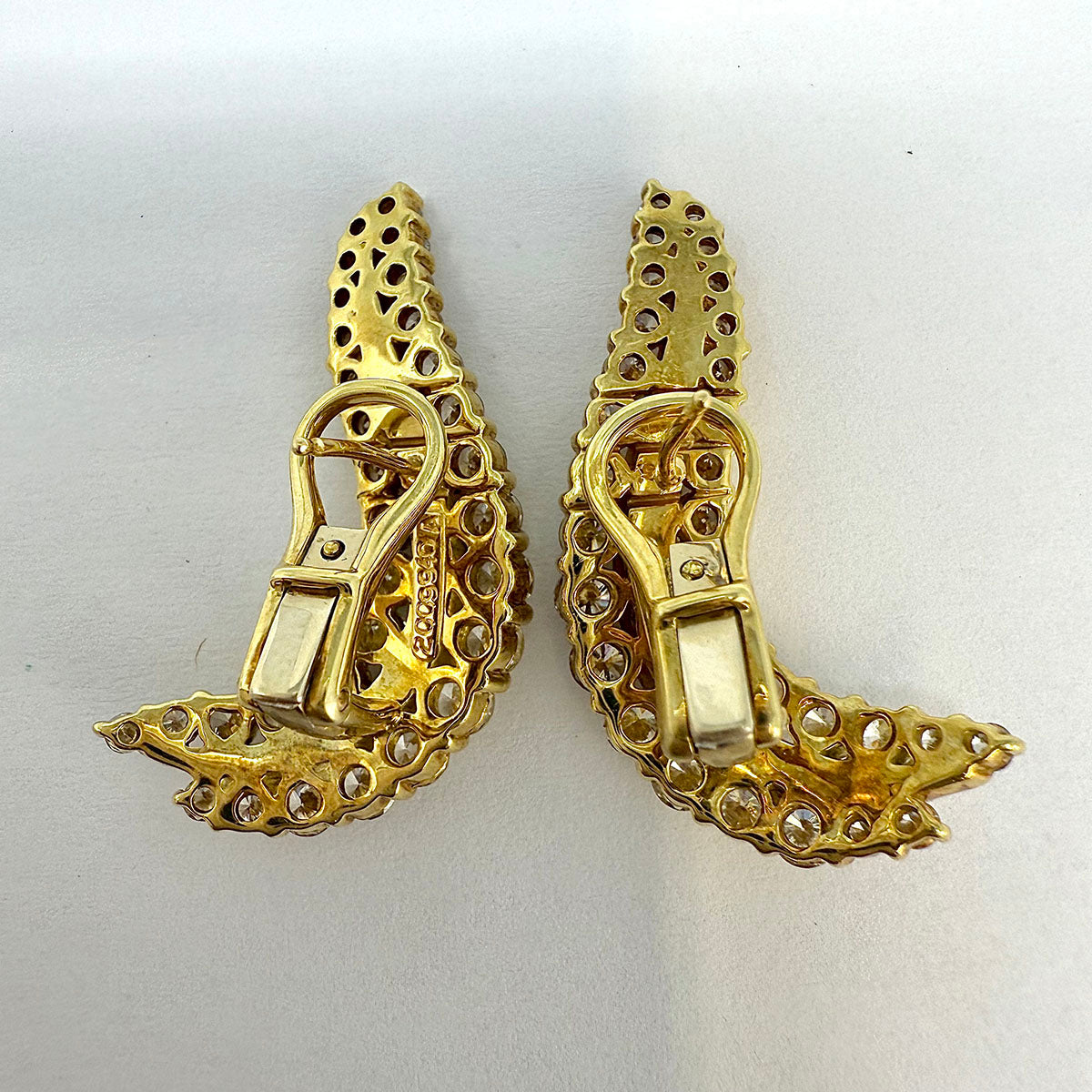 Jose Hess 18K Gold Earrings with 62 Diamonds