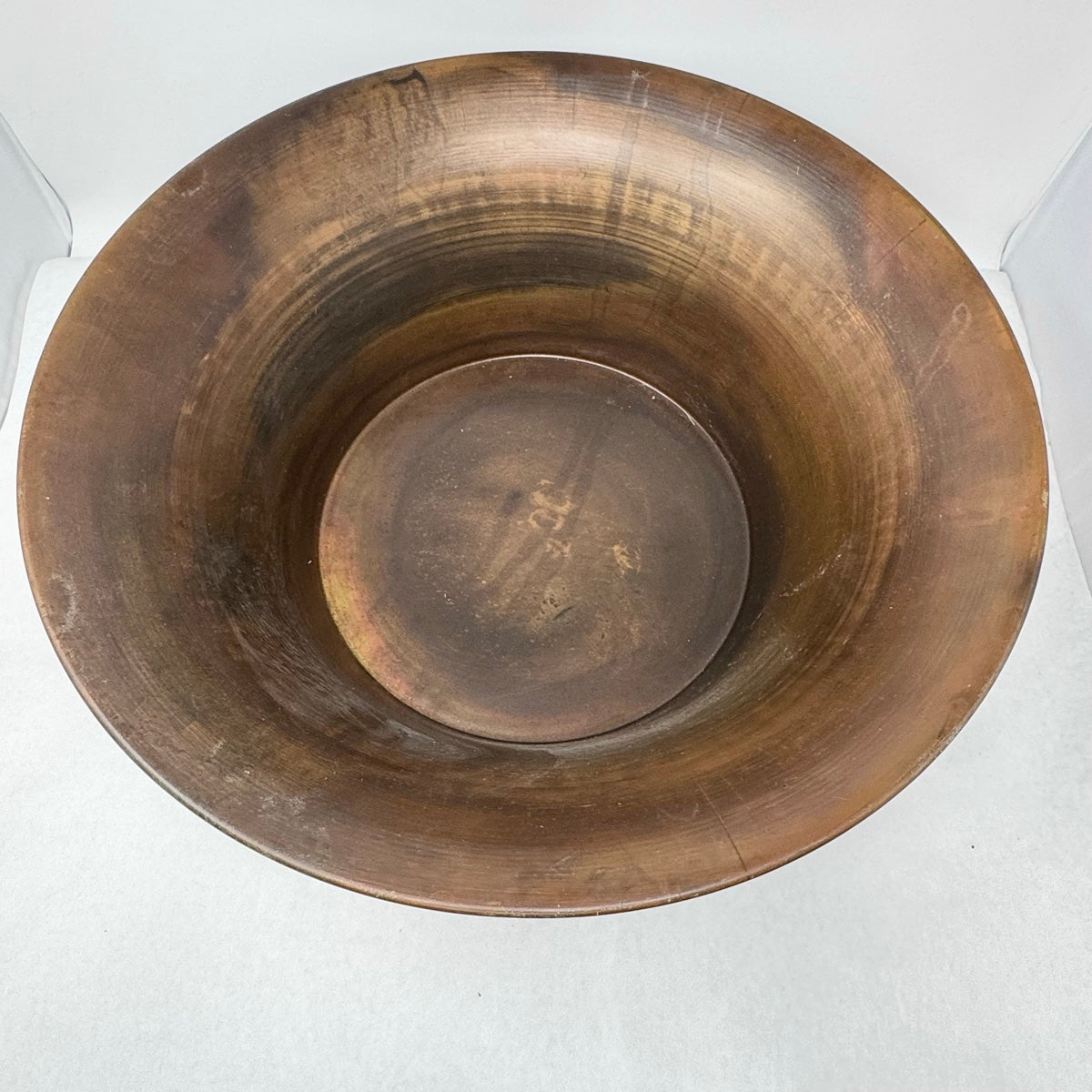 Metal Bowl with Stand