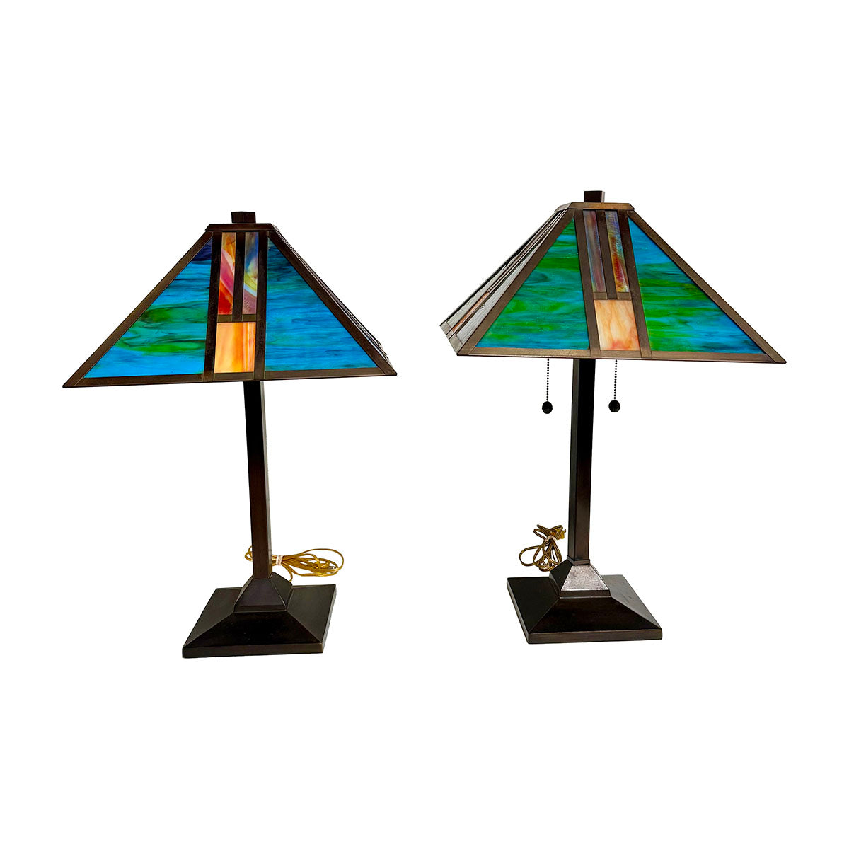 Pair of Tiffany-style mission stained glass table lamp with a bronze-like base