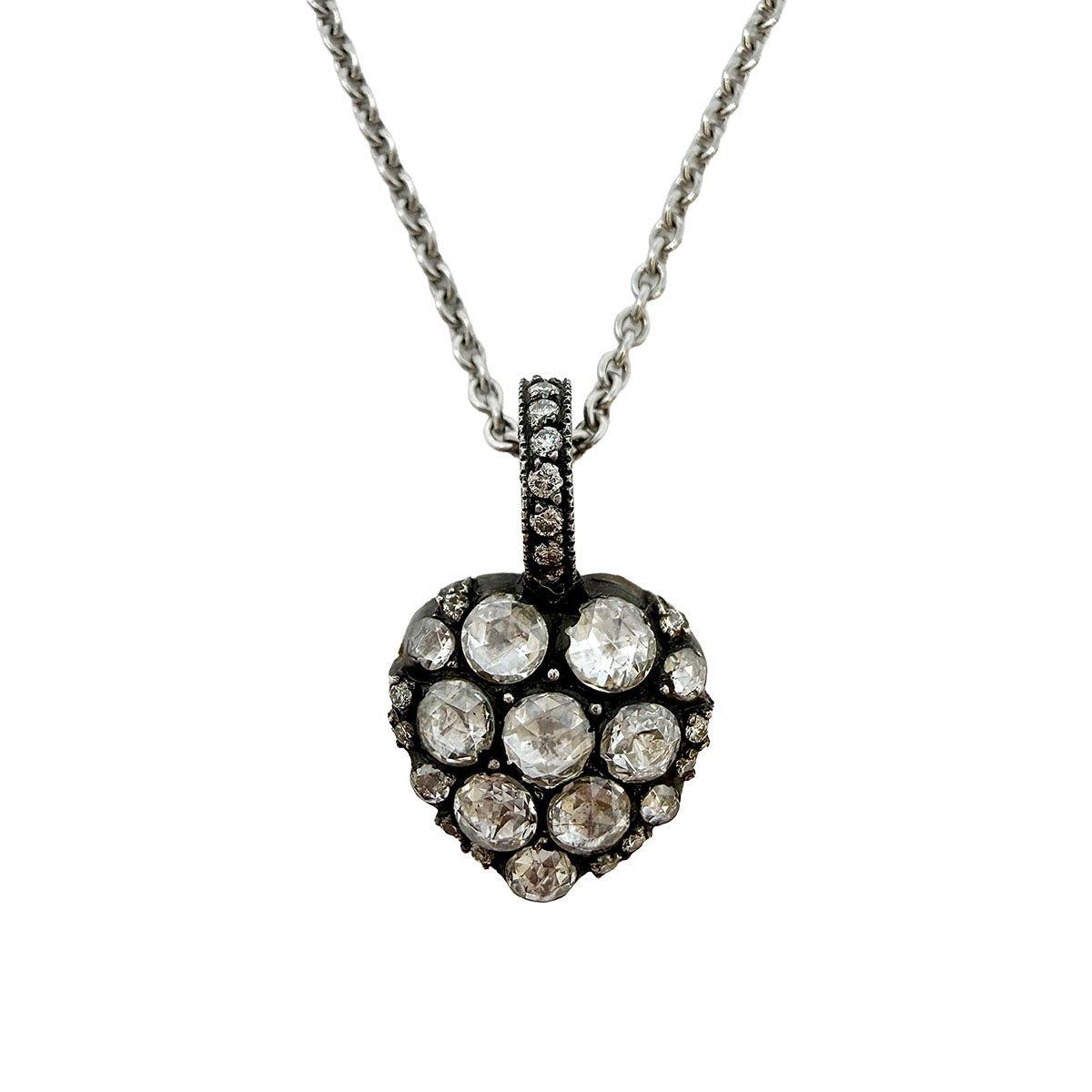 18K White Gold Diamond Heart Pendant Necklace