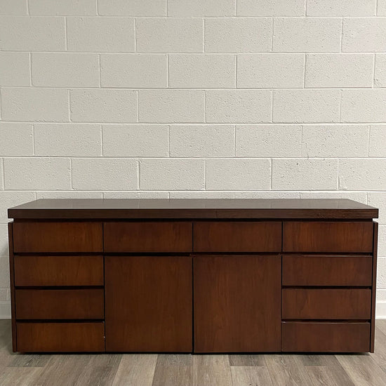 9 Drawer 2 Door Dresser