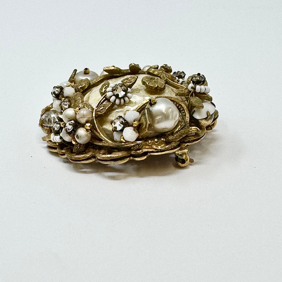 Robert Vintage Faux Grey Pearl and Rhinestone Wreath Pin