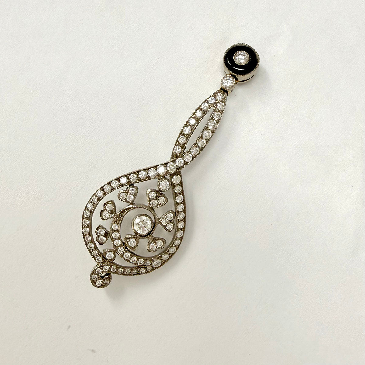 18K White Gold Diamond Drop Earrings