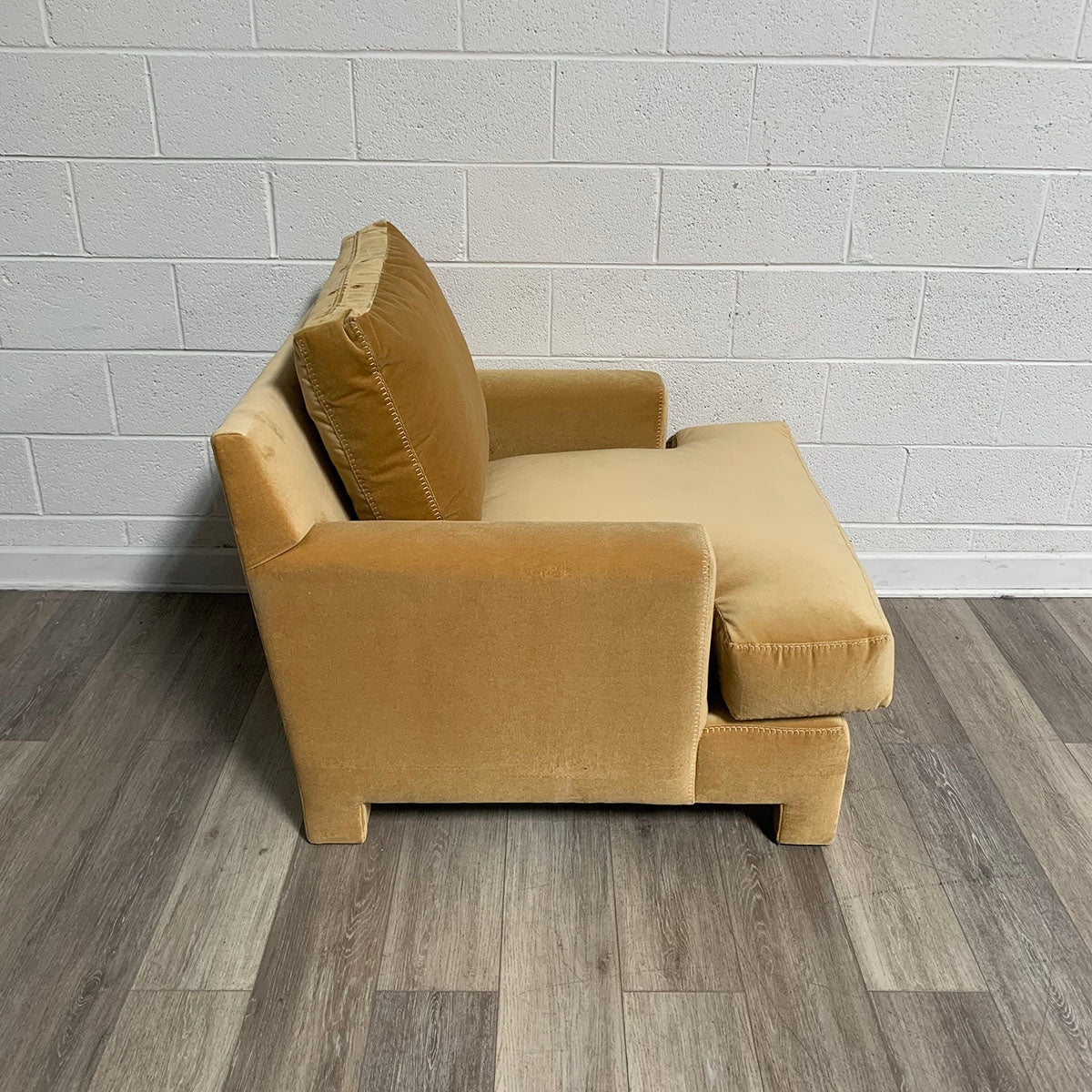 Velvet Accent Chair
