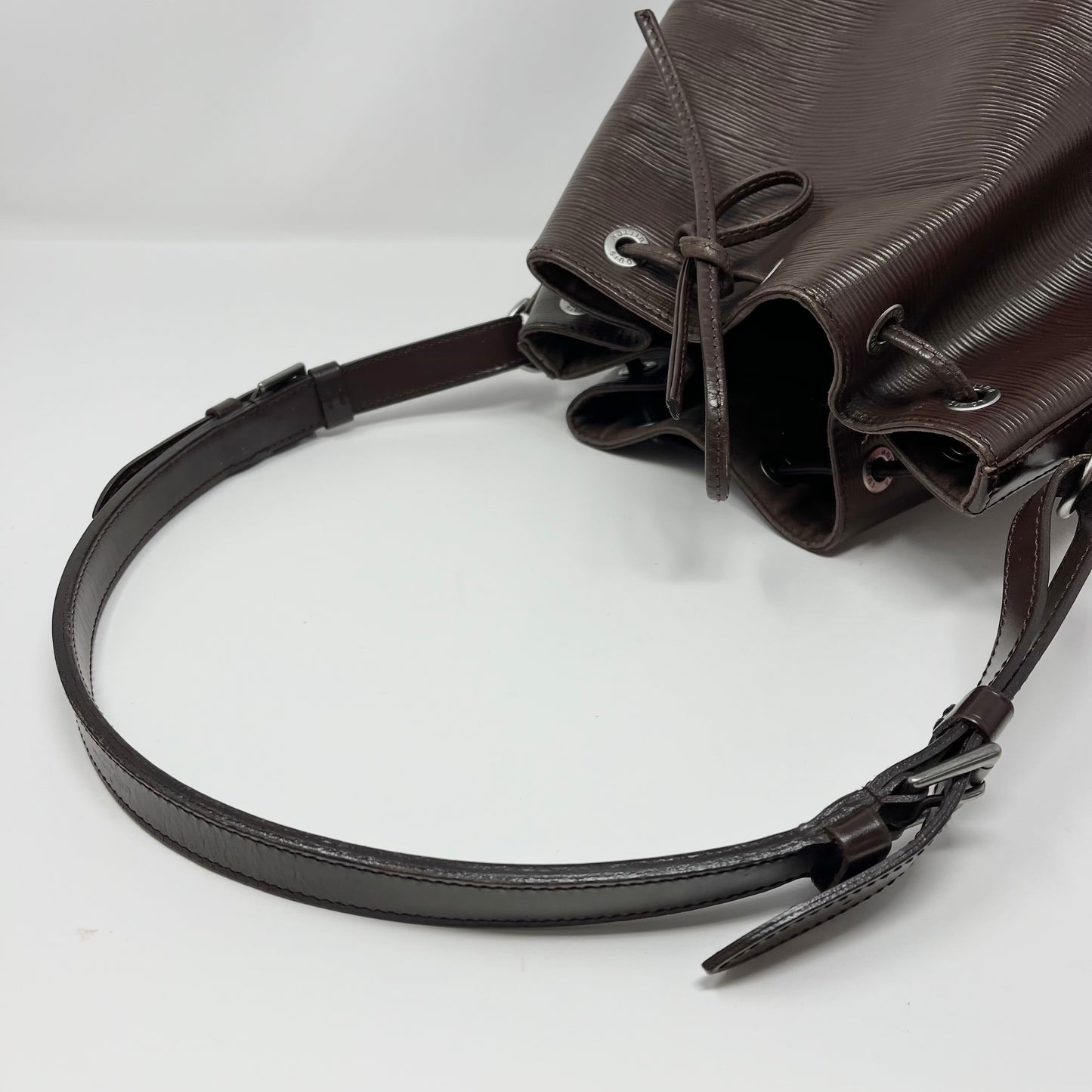 Louis Vuitton Epi Noe Bucket Bag with Phone Case