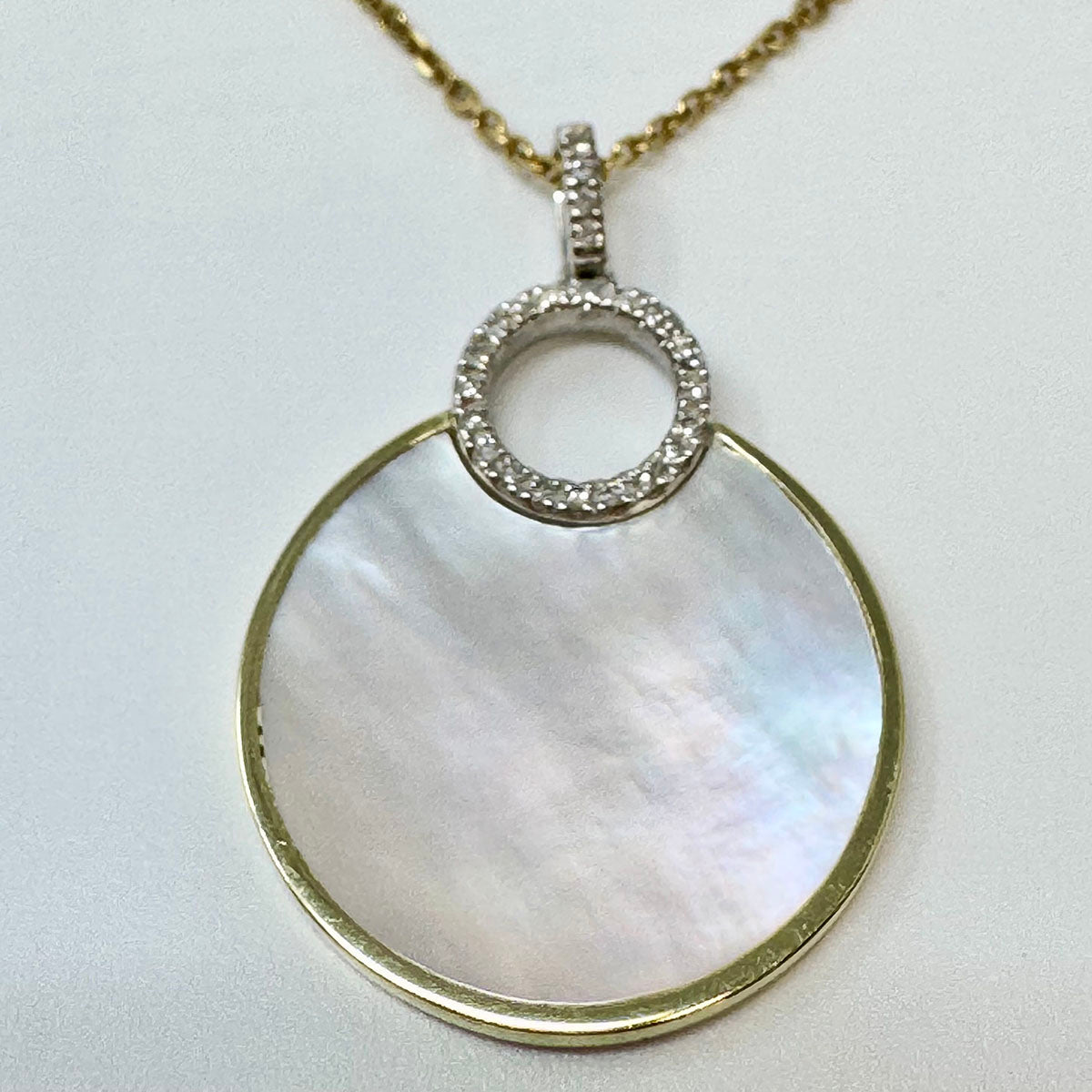 14K White Gold Diamond 16" Necklace with Mother of Pearl Pendant and Diamond