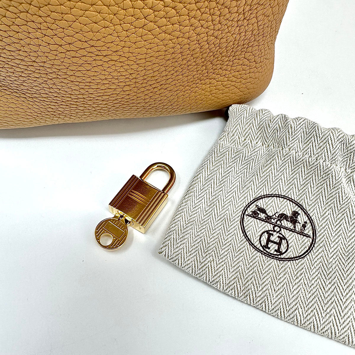 Hermes 2022 Clemence Picotin Lock 18